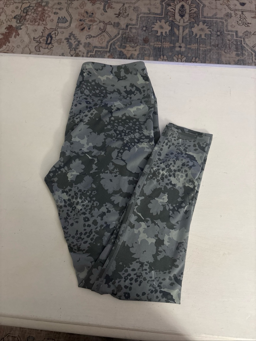 Maurices women’s size medium Floral Active Leggings
